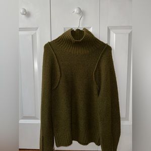 Universal thread sweater